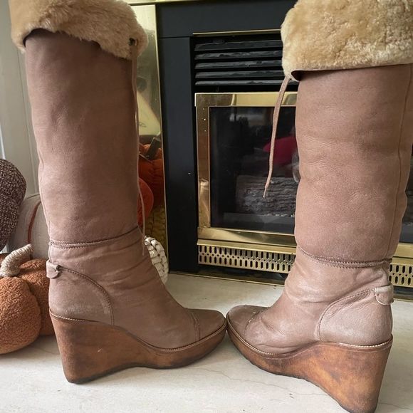 Yves Saint Laurent Ida Wedge Boots - Picture 8 of 13